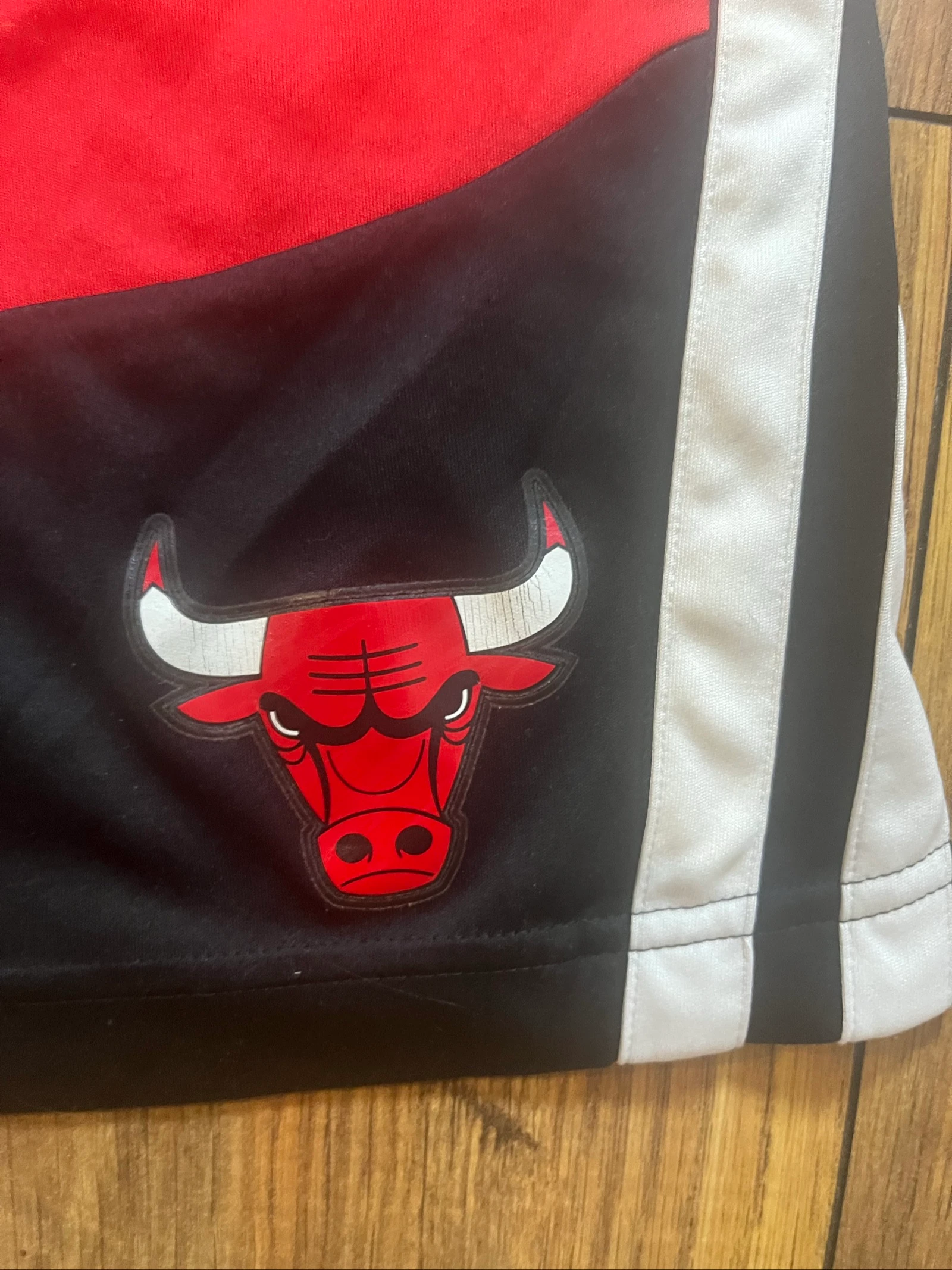 Short de baloncesto NBA Chicago Bulls rojo negro - Adidas - L/XL - muy buen estado – photo 7